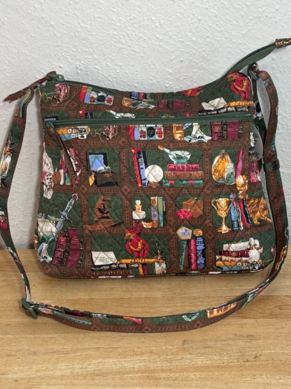 Vera Bradley X Harry Potter Original Hipster Hogwarts Library NWT